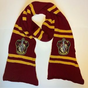 FINAL PRICE - Hand-Knit Harry Potter Gryffindor Scarf with Optional Patches